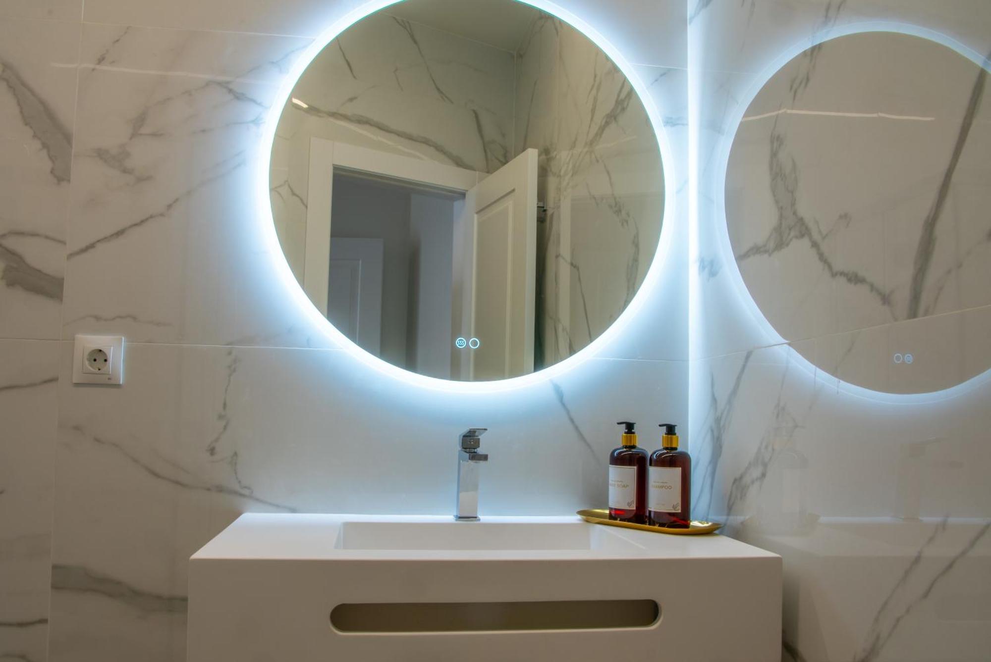 Pries Homes La Casa Azul * Malaga