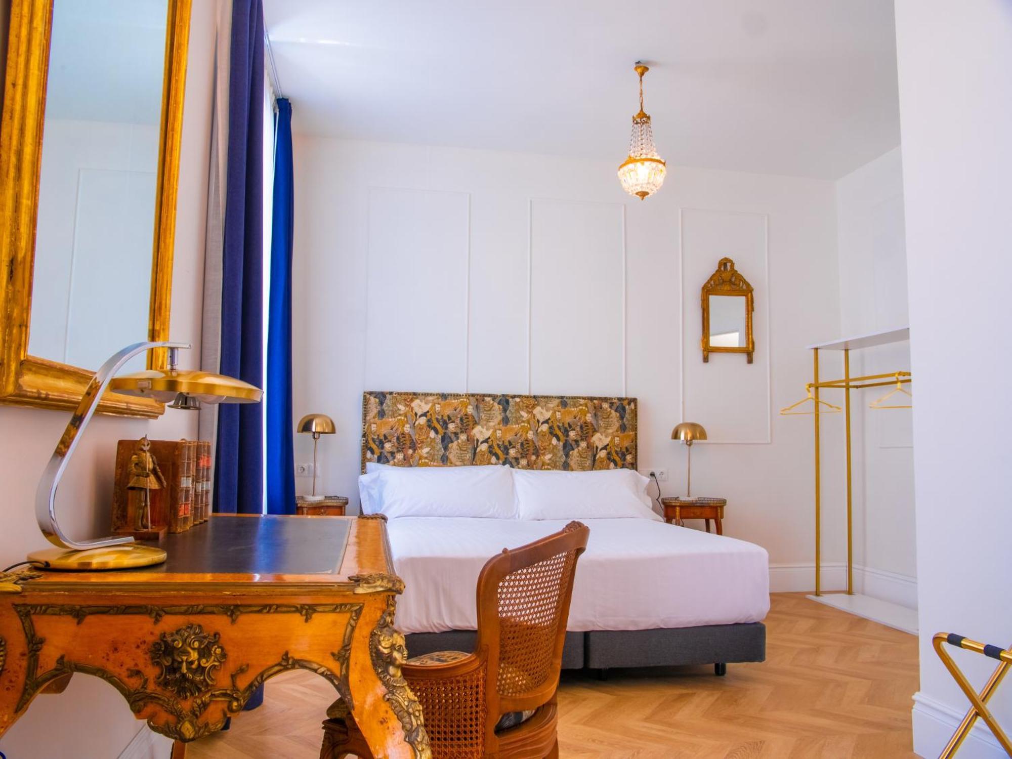 Pries Homes La Casa Azul * Malaga