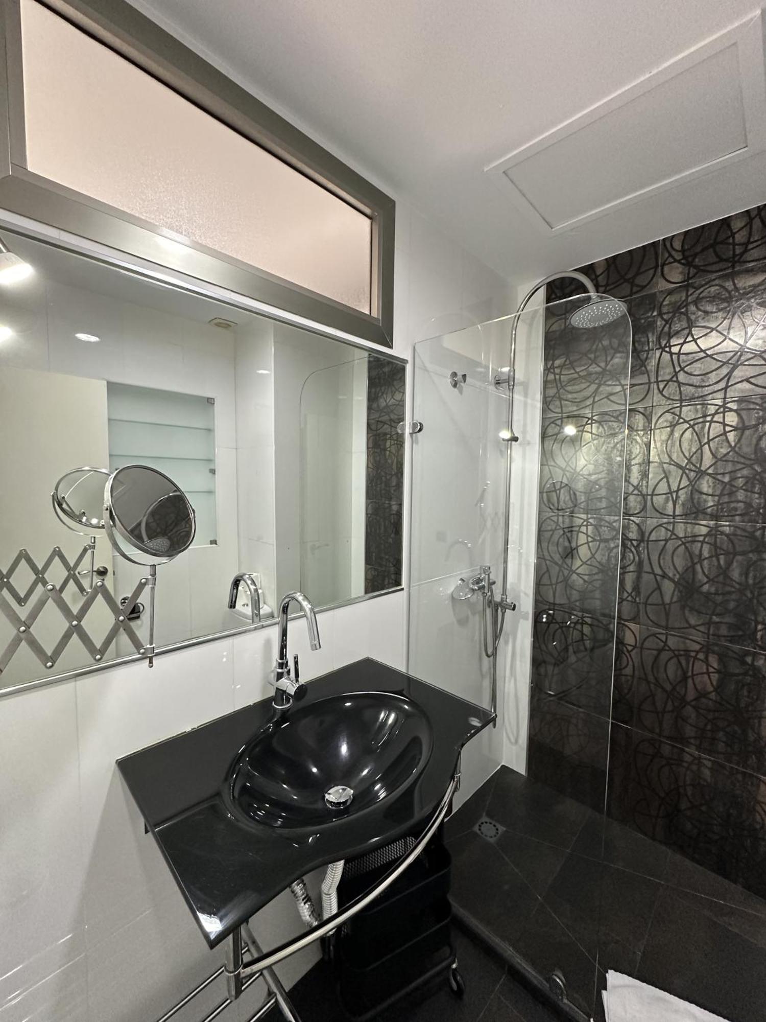 Atico Plaza Bailen Centro Apartment Malaga