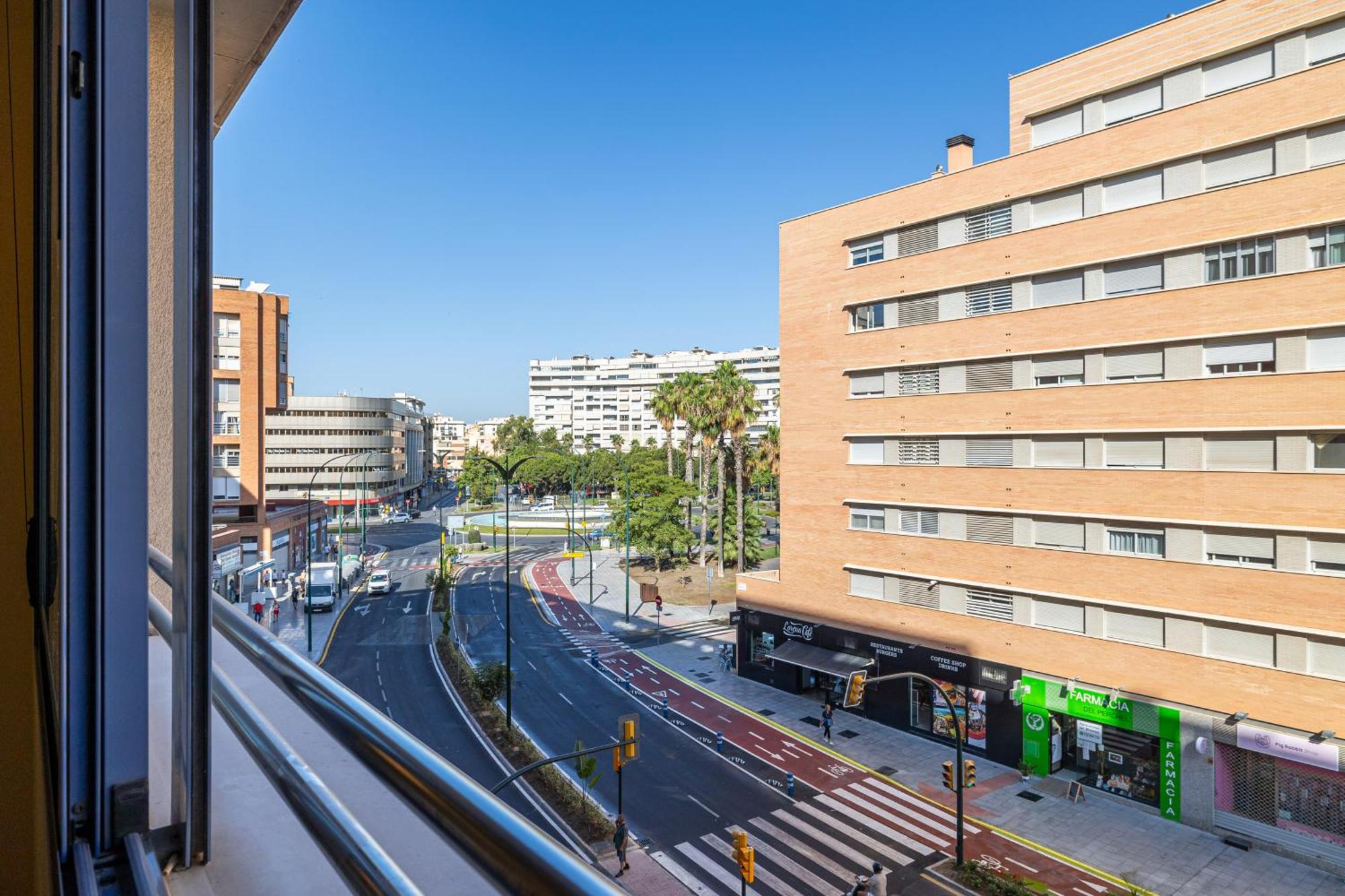 Apartment Holidays2malaga Train Station Area *