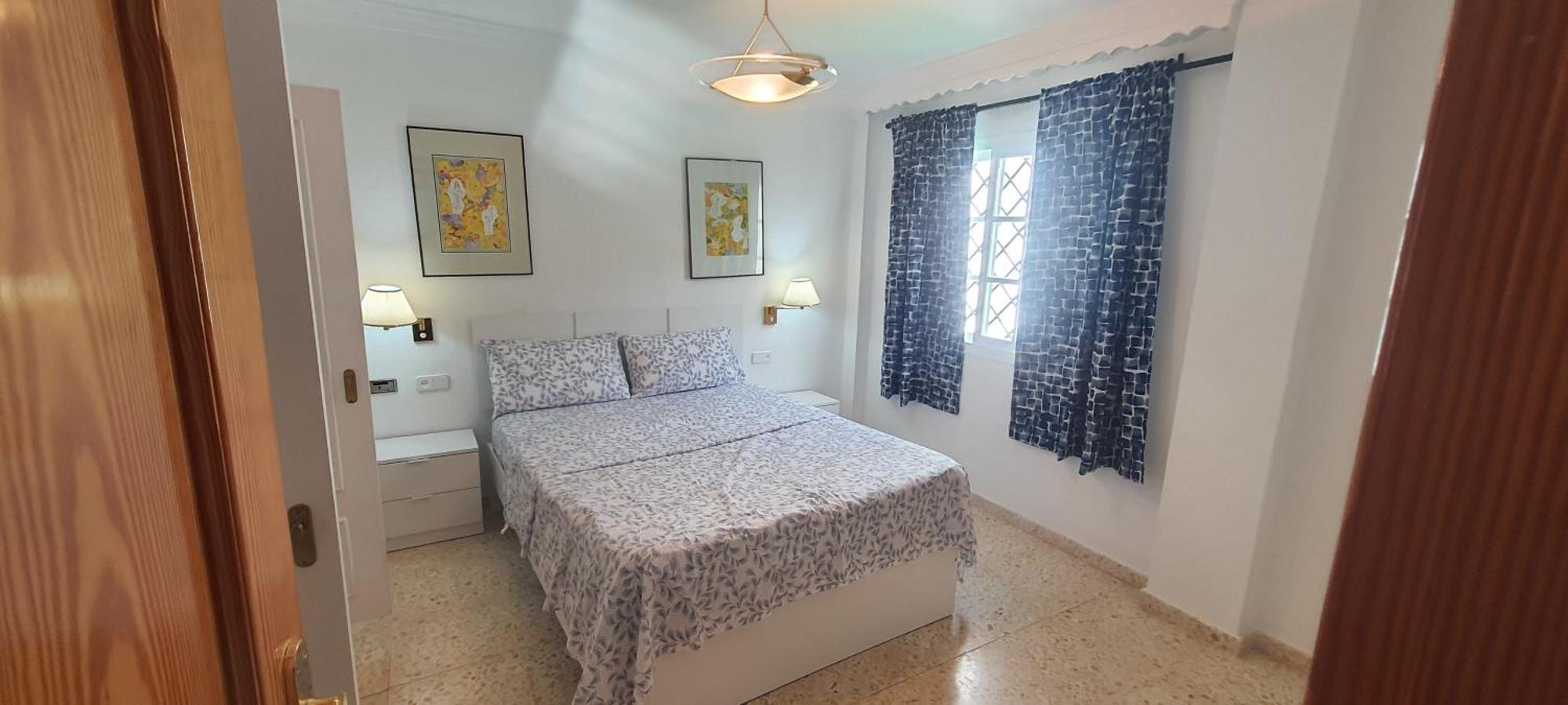 Uf House * Málaga