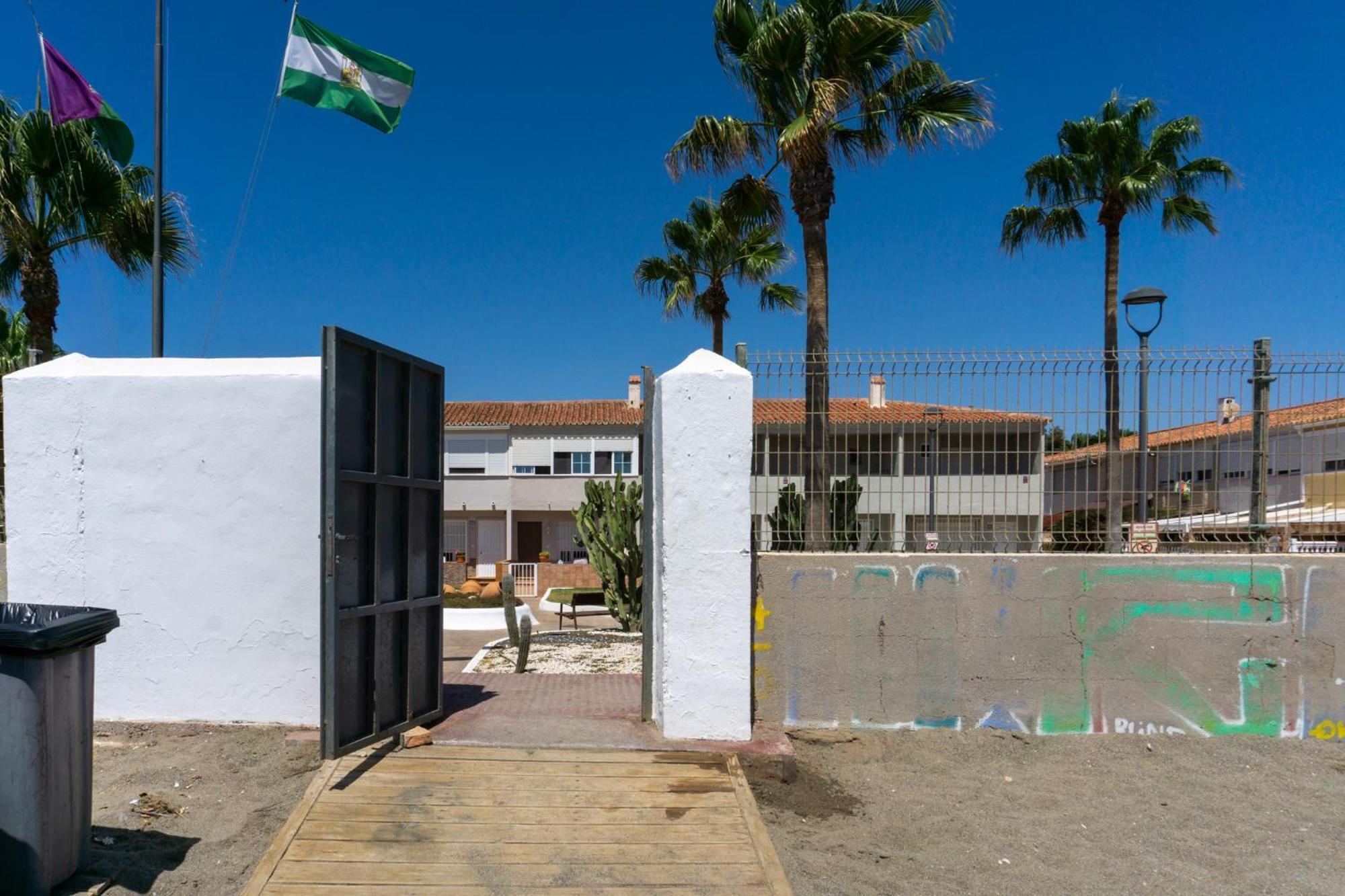 Apartment Chalet En Primera Linea De Playa