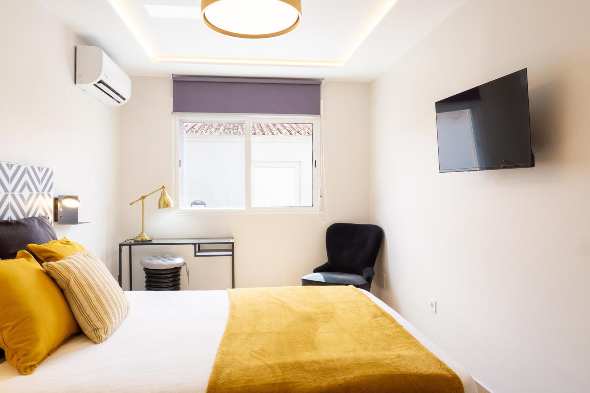 Apartment Chalet En Primera Linea De Playa Malaga