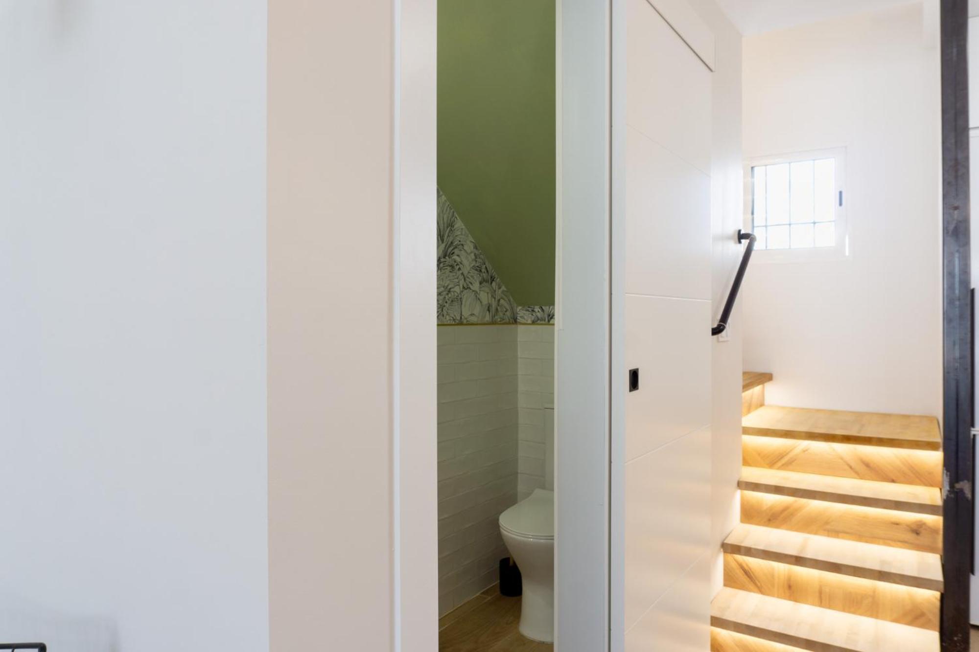 Apartment Chalet En Primera Linea De Playa Malaga