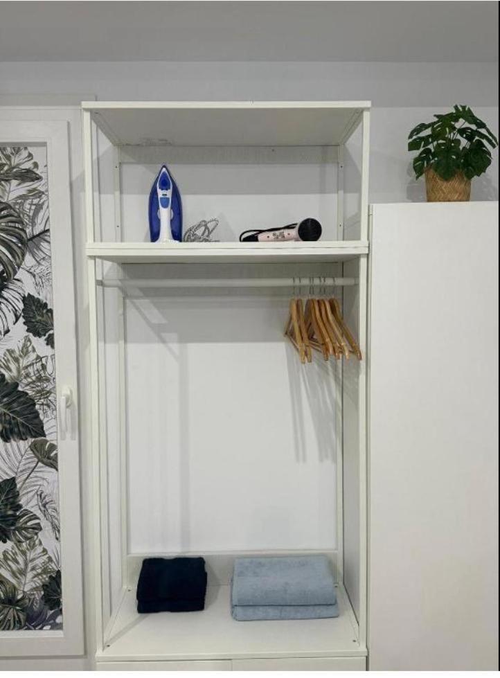 Apartment Estupendo Piso A 5 Min De La Estacion De Bus Y Tren Maria Zambrano