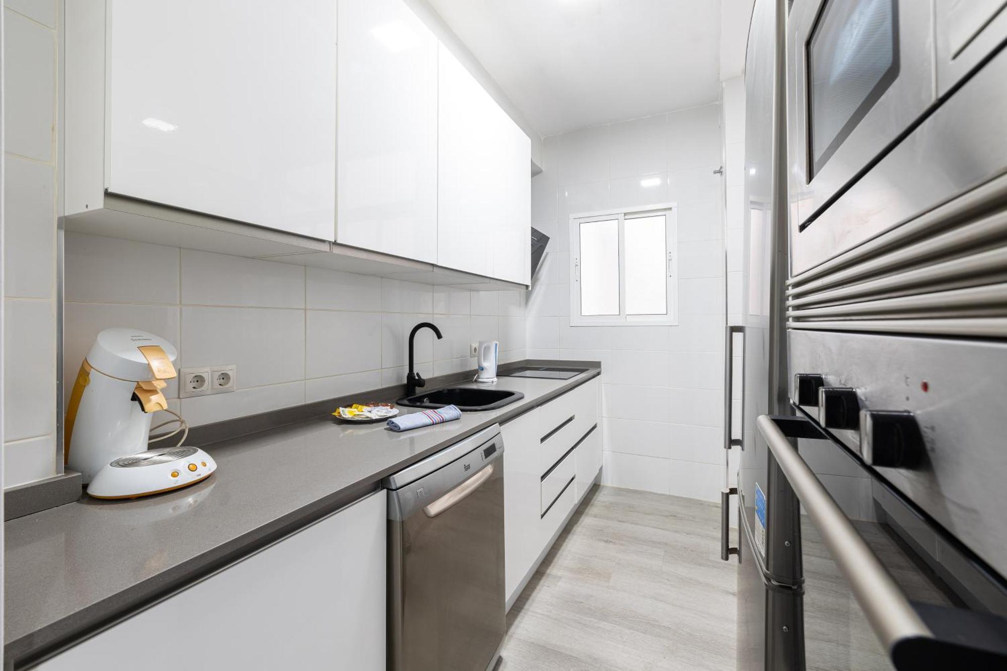 H2m Marmoles 3 & 2 Banos Con Balcon Apartment Malaga