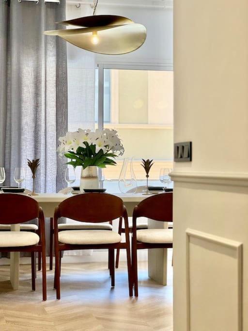 Apartment 4bd Soho Luxe Retreat Terrace 2bh & Ac Malaga