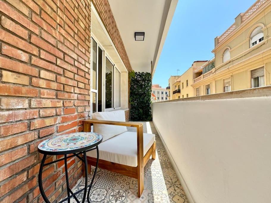 4bd Soho Luxe Retreat Terrace 2bh & Ac * Malaga