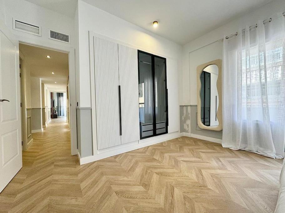 4bd Soho Luxe Retreat Terrace 2bh & Ac Apartment