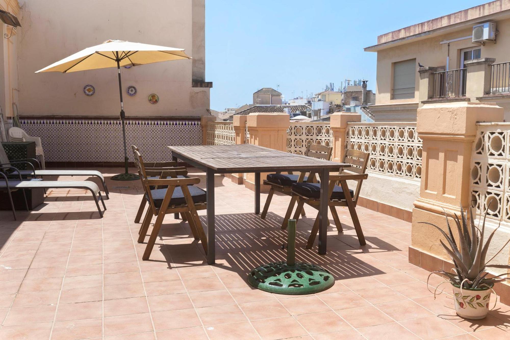 Atico Centro Suitemalaga Apartment