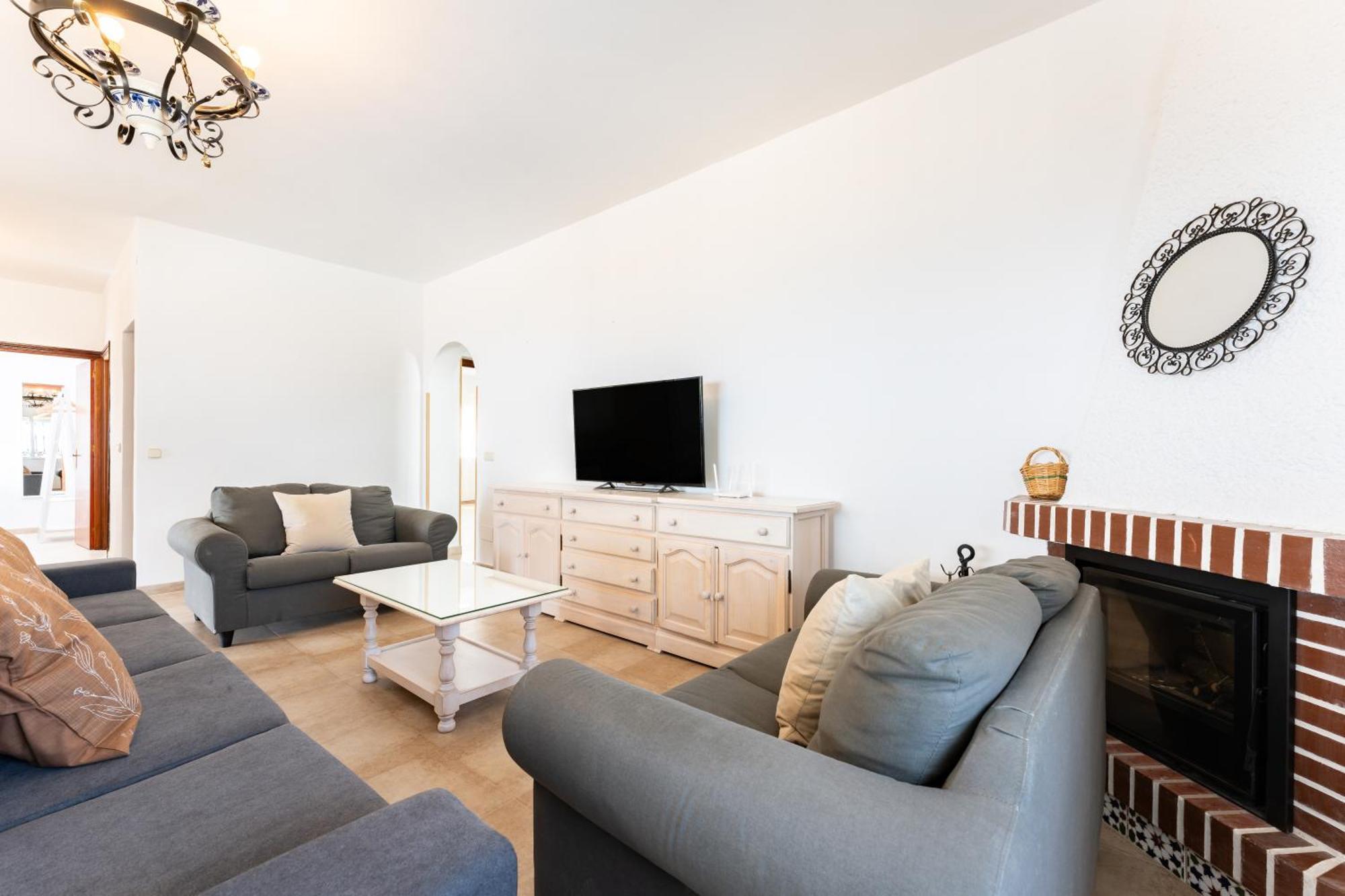 Chalet Cortijo Ariza Sea Views *