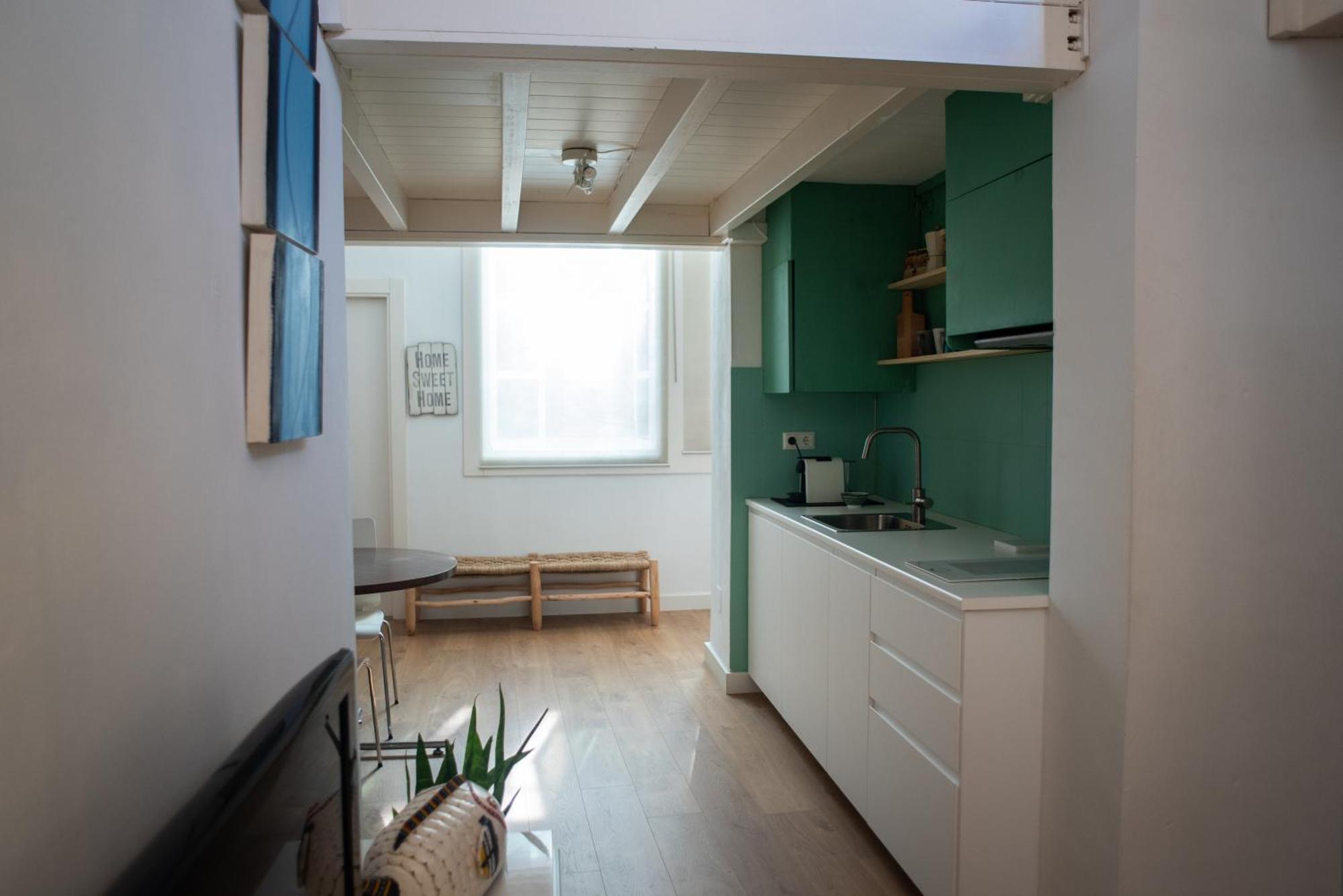 Apartment Cozy & Quiet In The Center Málaga
