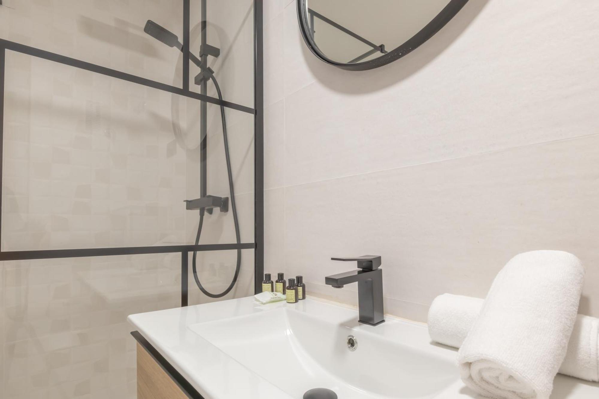 Dobo Homes - P40 * Málaga