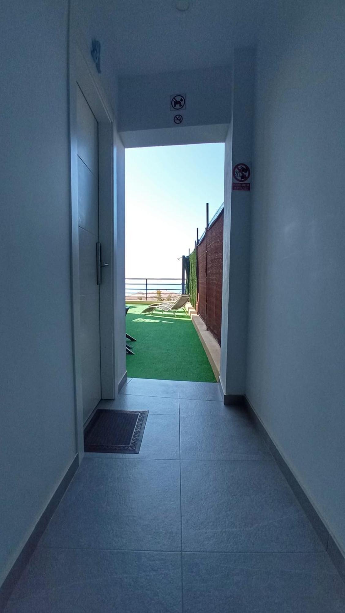 Sunshine Vistas Al Mar Apartment *