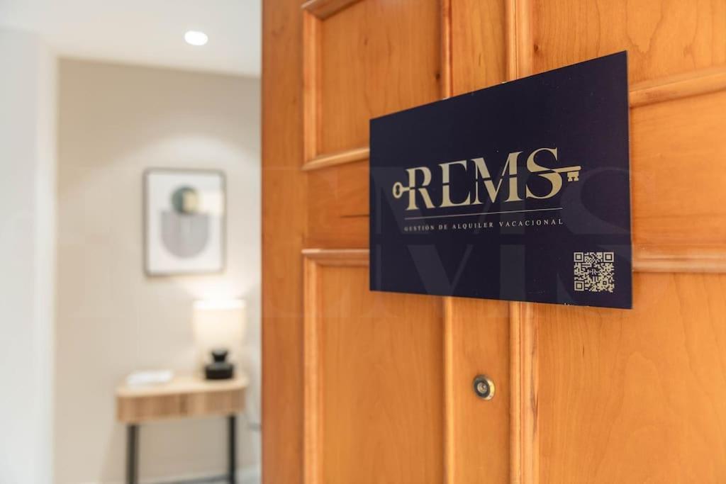And Support - Charitable By Rems Appartement *