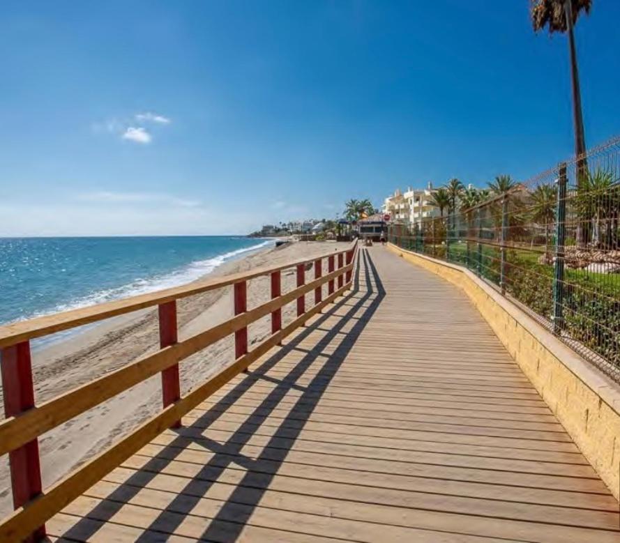 Penthouse With Exceptionel View, Miraflores Appartement Málaga