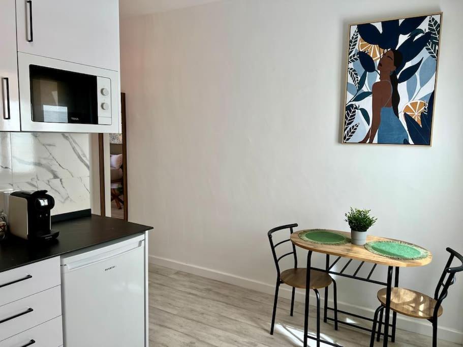 With Private Rooftop By Easytrip Appartement *
