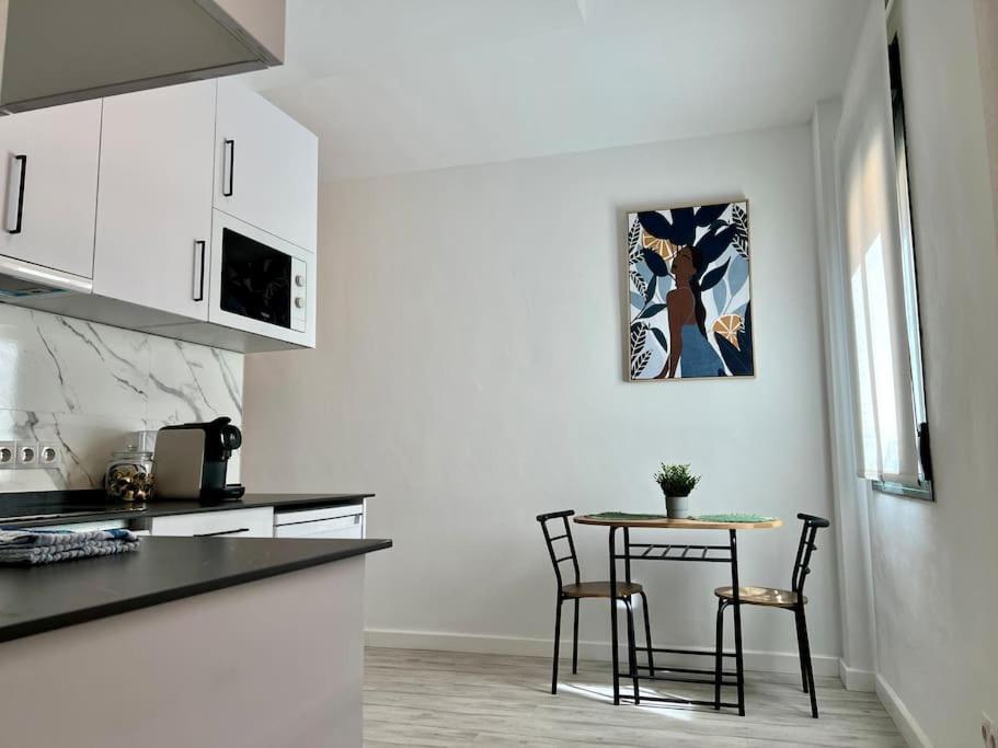 Appartement With Private Rooftop By Easytrip *