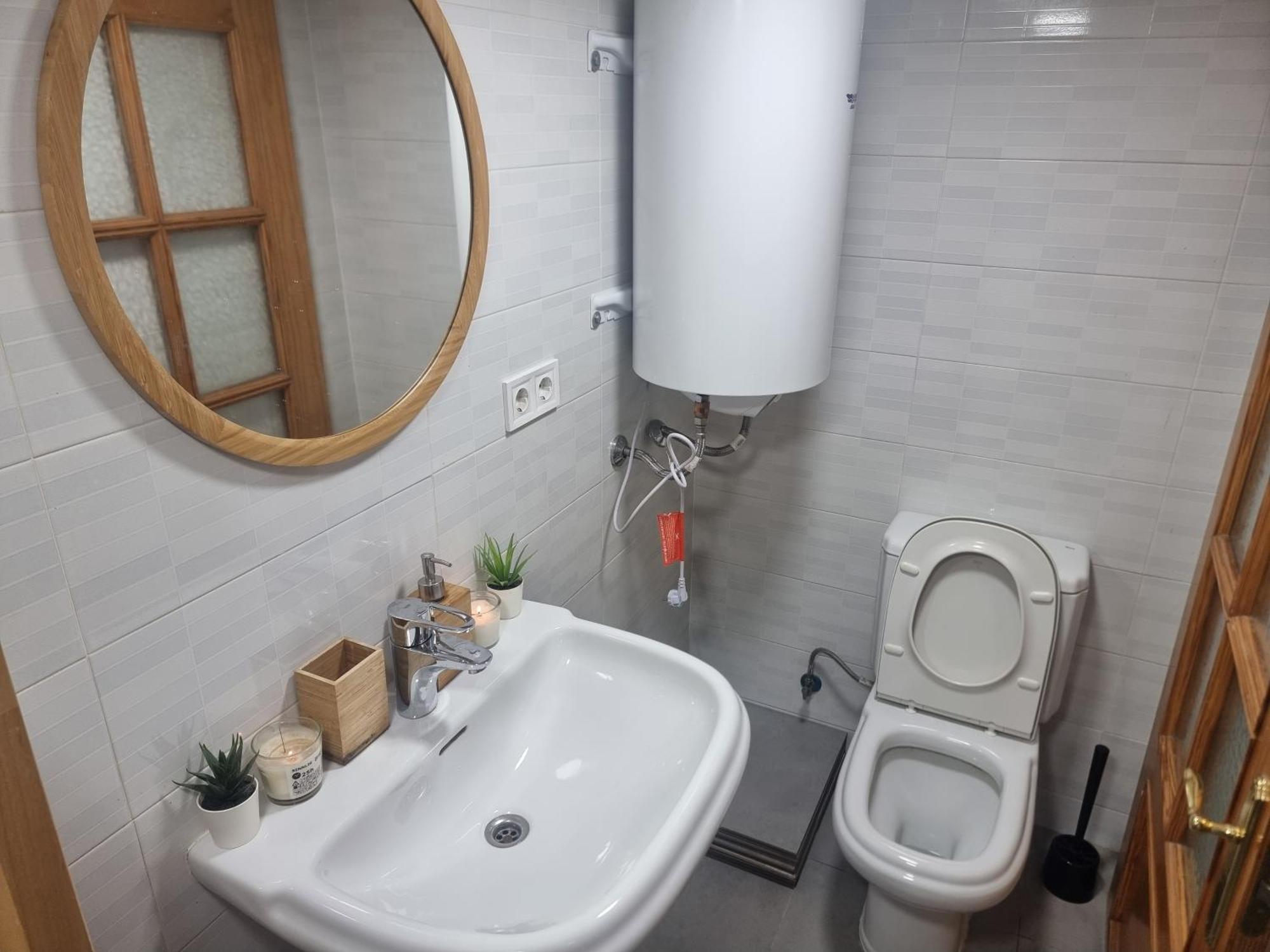 Appartement Near Airport Near Shopping Hubs Near City Centre Málaga