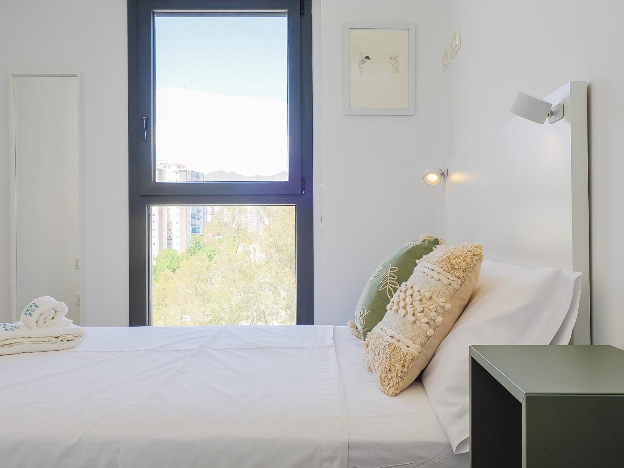 Cubo's Urban Sky West View 5 * Malaga