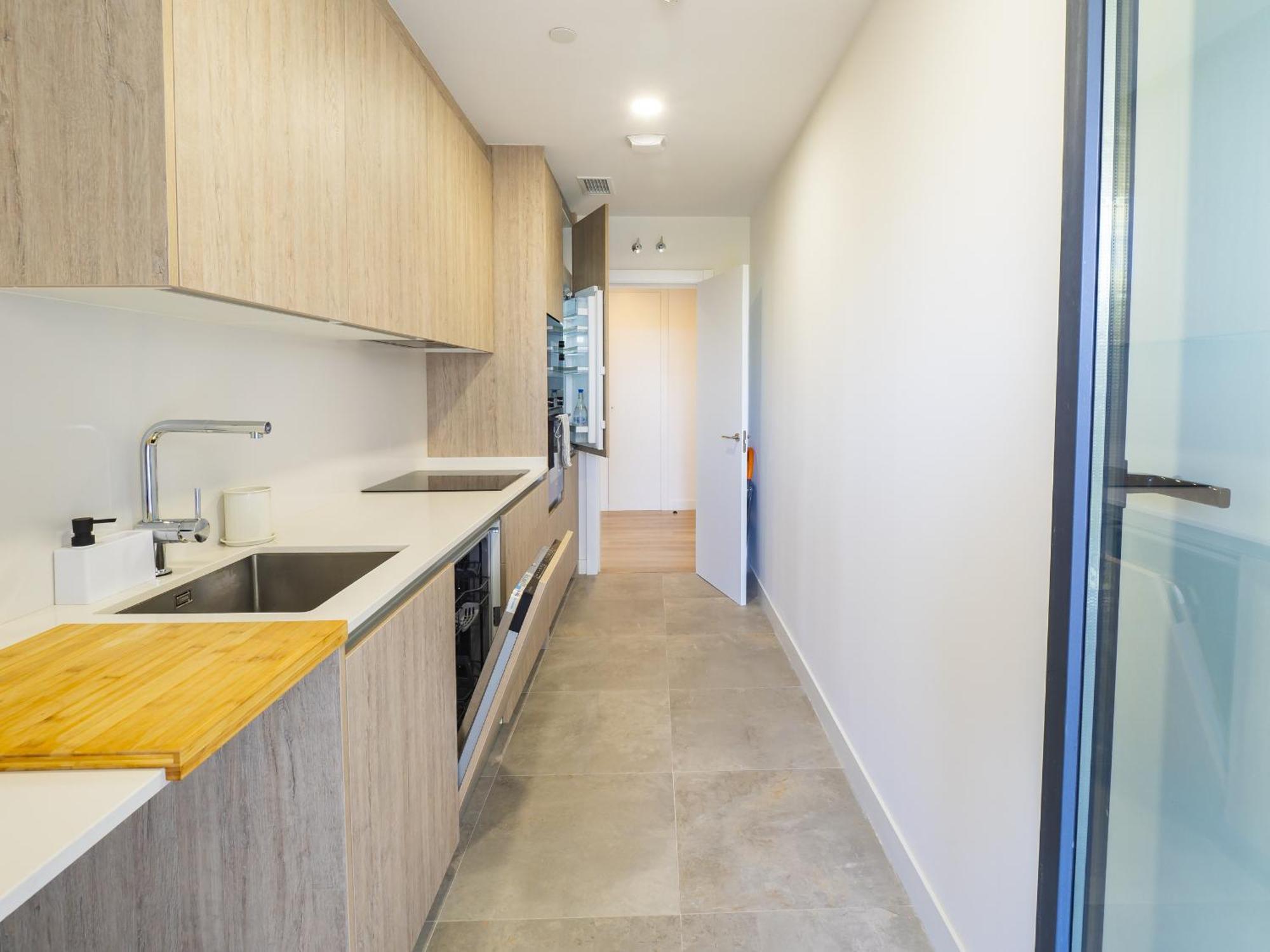 Apartment Cubo's Urban Sky West View 5 *