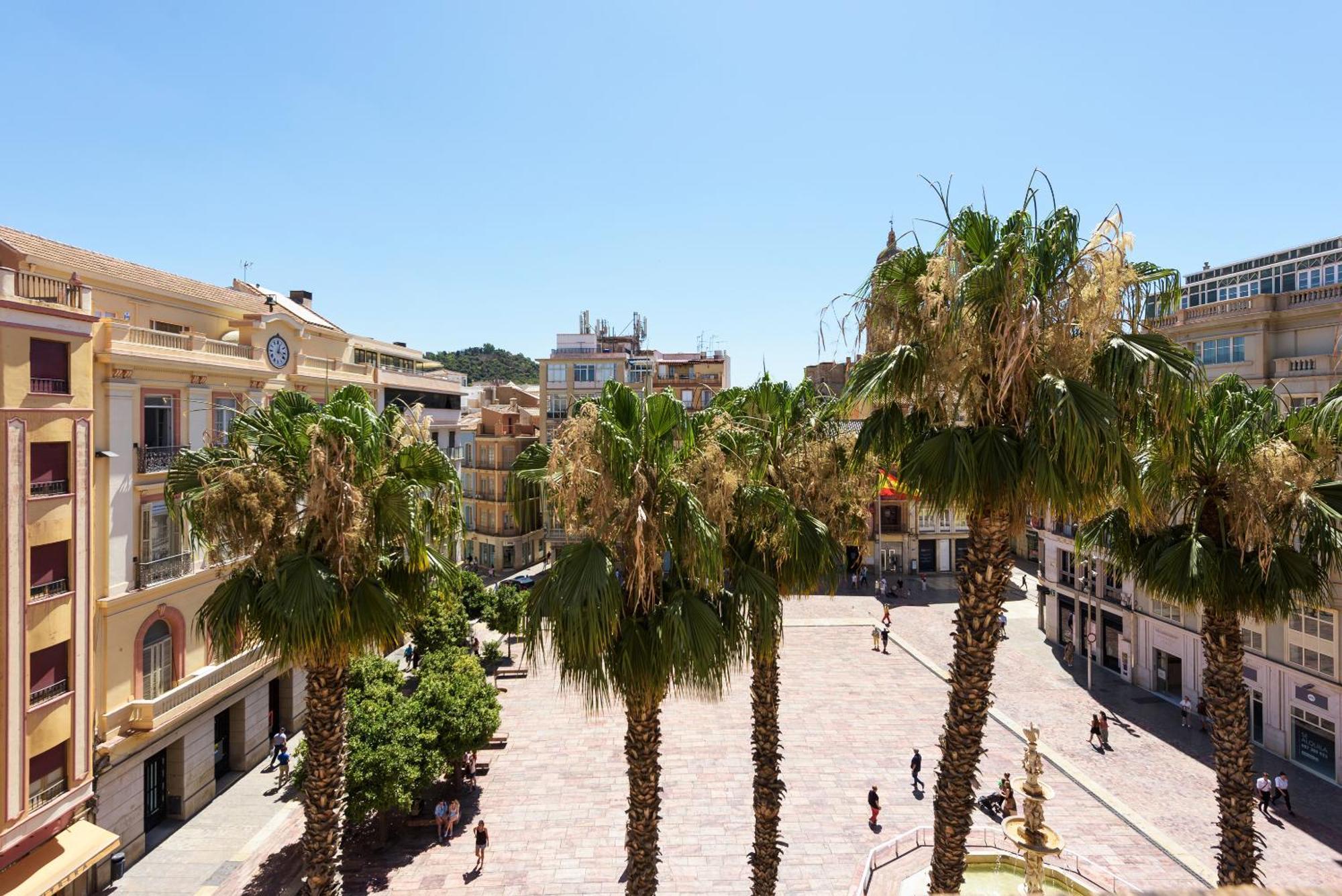 U-nique Plaza Constitucion Málaga
