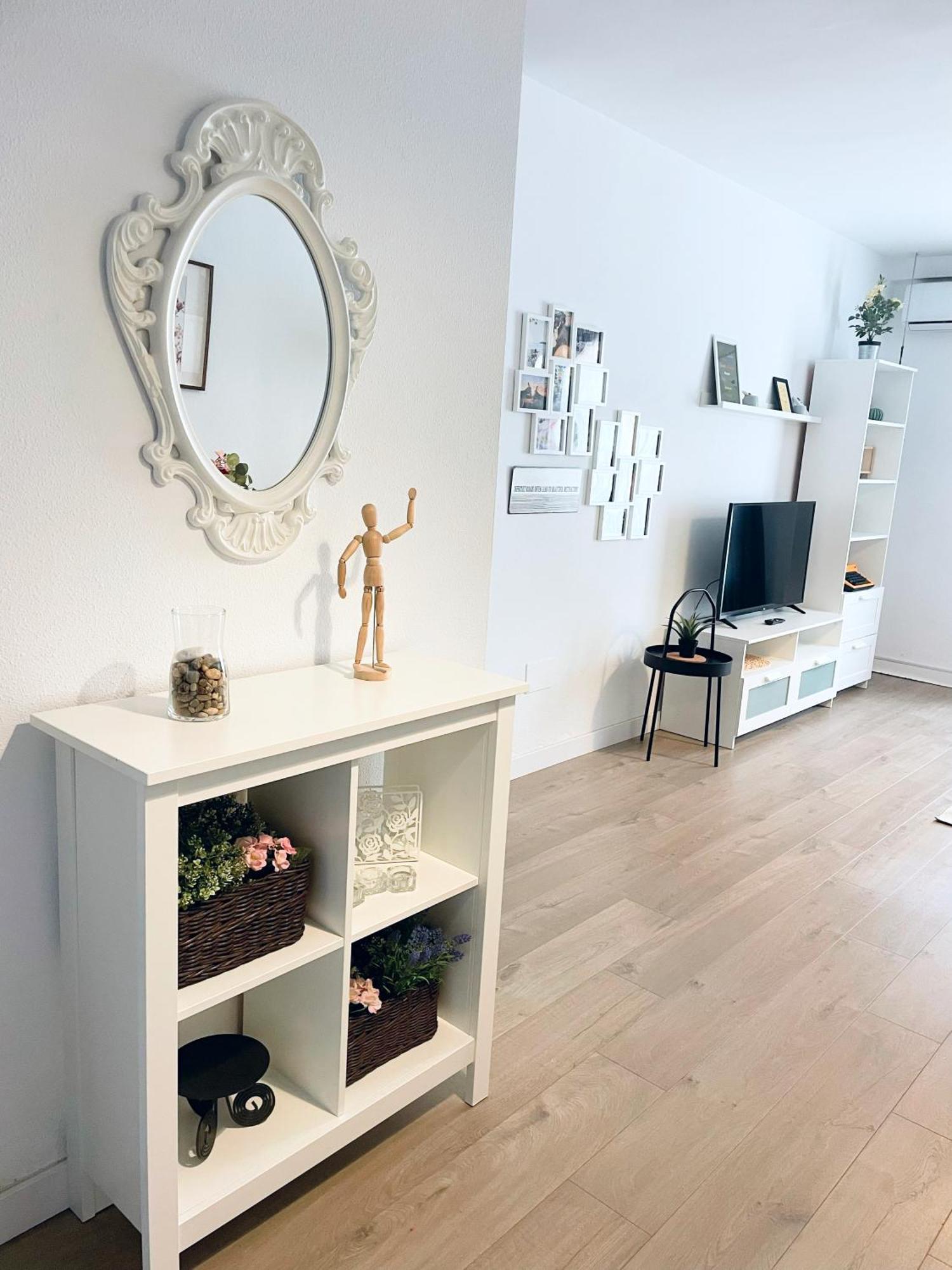 Centrico Apartamento Con Parking Disponible By Bebalmy Apartment