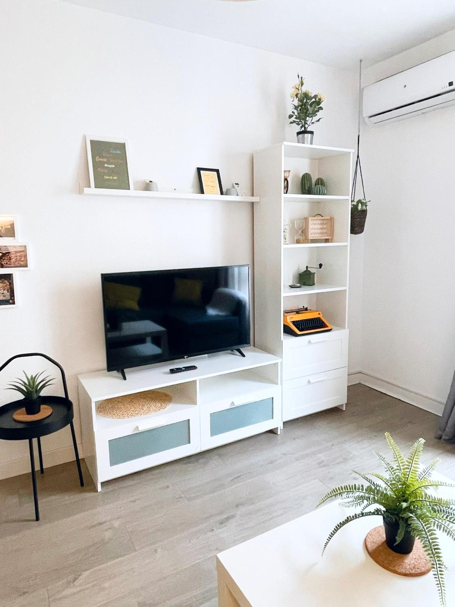 Centrico Apartamento Con Parking Disponible By Bebalmy Malaga