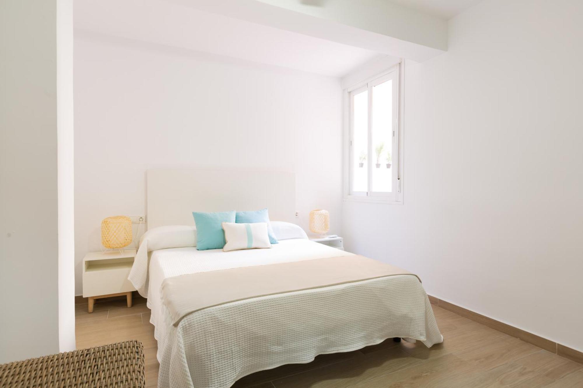 Charming Malagas Moon Apartment Malaga