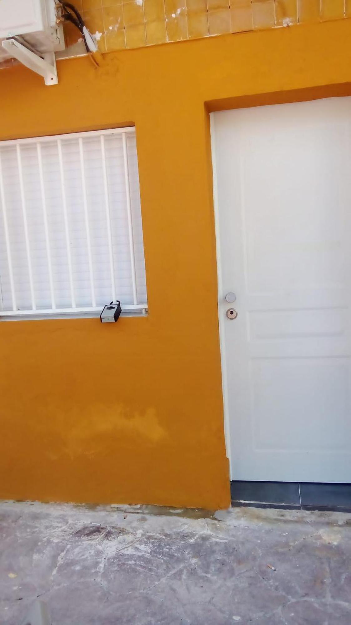 Estudio Encantador Cerca Del Carrefour Rosaleda 1 Appartement *