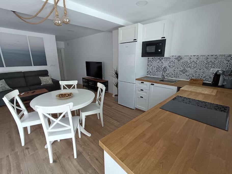 Beautiful House On The El Palo - - Allende Malaga