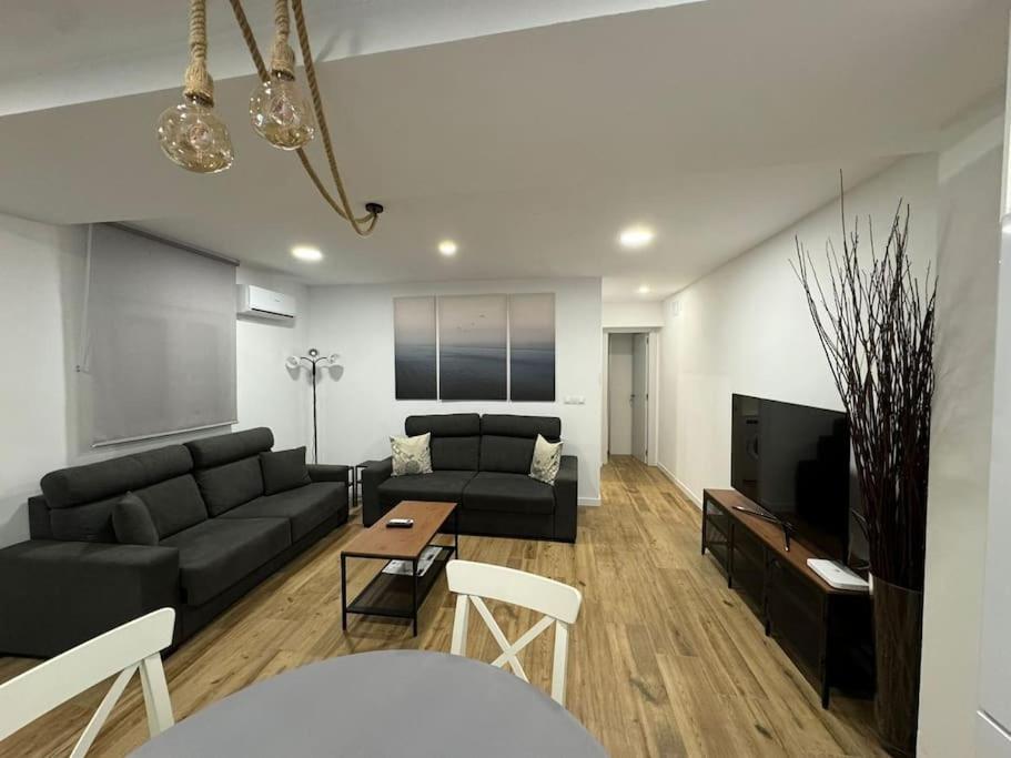Beautiful House On The El Palo - - Allende Malaga