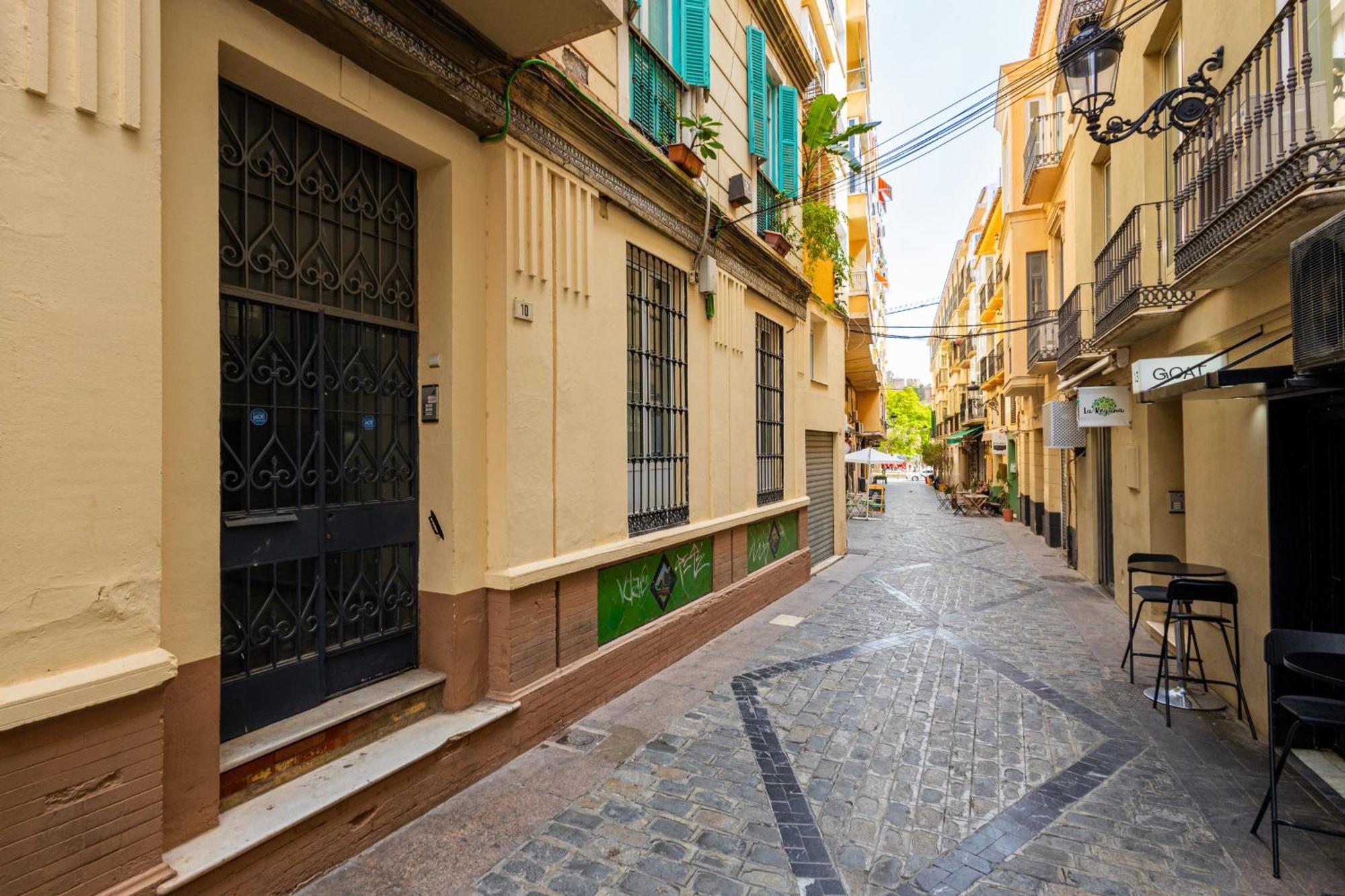 C92 - Rustic Two Bedrooms With Terrace Malaga