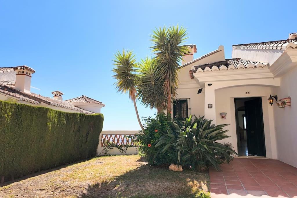 Buenavista 4 Bedroom, By Casa Del Sol Hr Holiday home Malaga