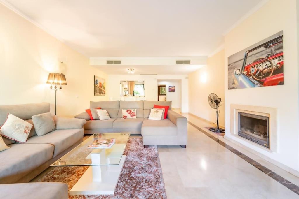 Elegant 3bedroom In La Quinta Marbella *