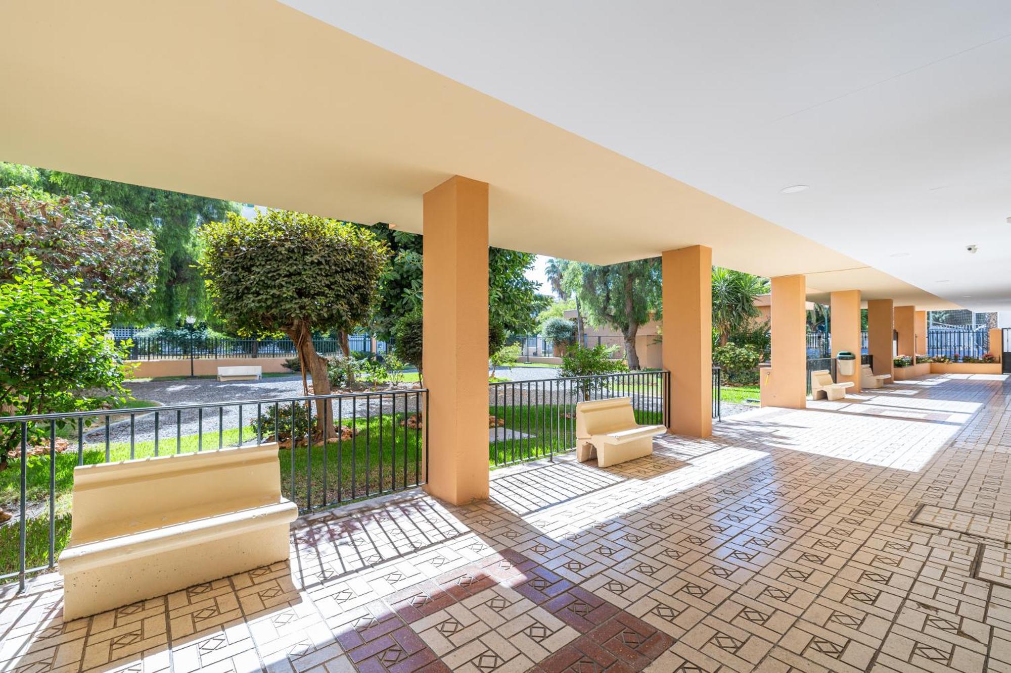 Appartement Holidays2malaga Guindos 500 Mts From And Promenade
