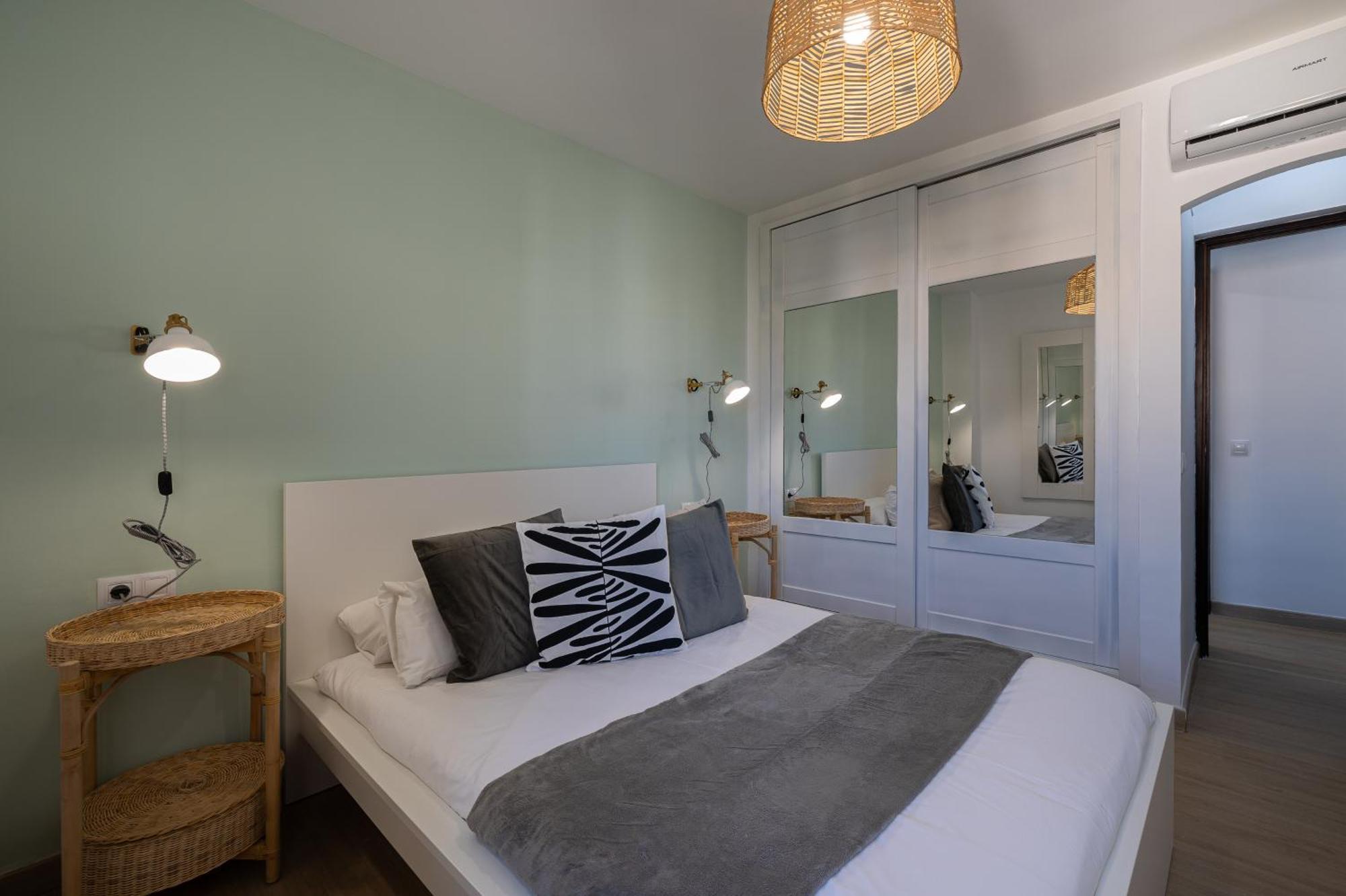 Holidays2malaga Guindos 500 Mts From And Promenade Malaga