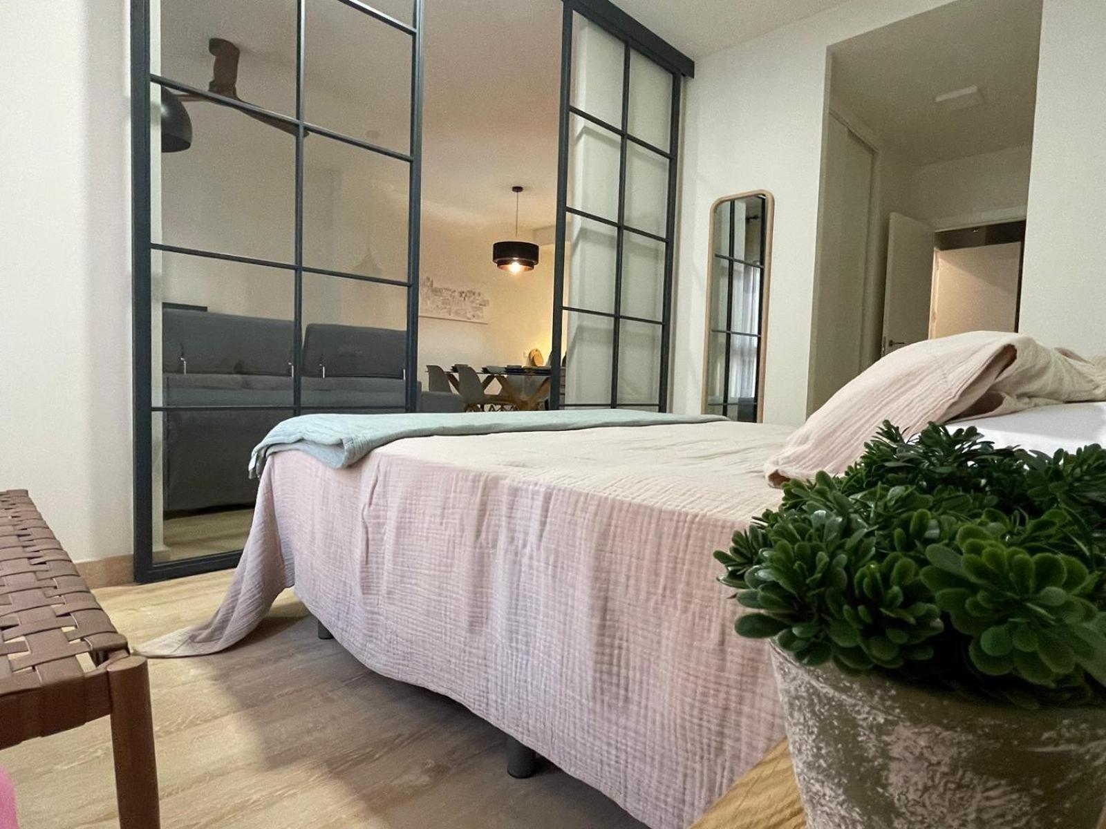 Apartment Malagasuite Comfortable