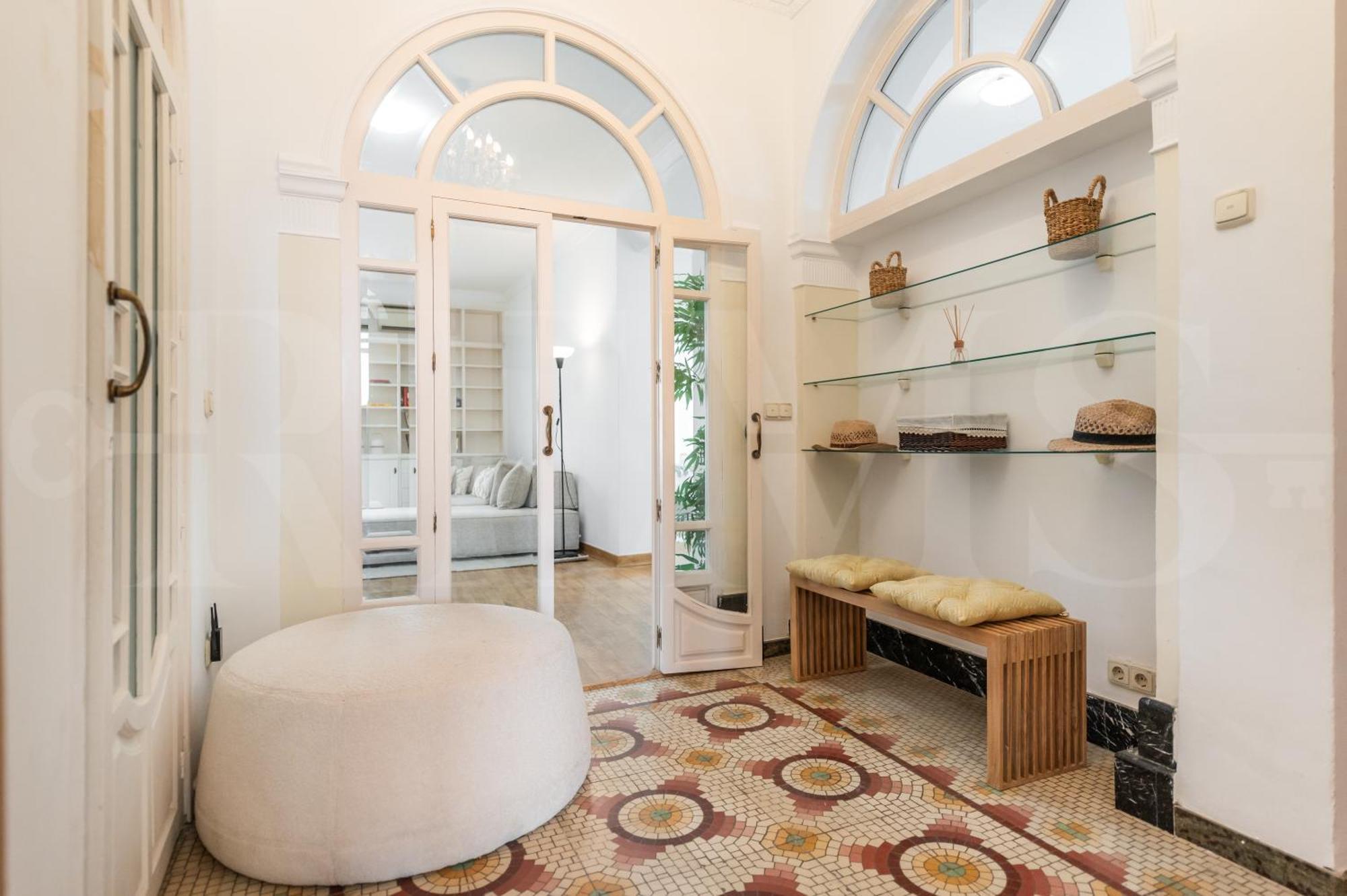 Charming With Private Patio By Rems