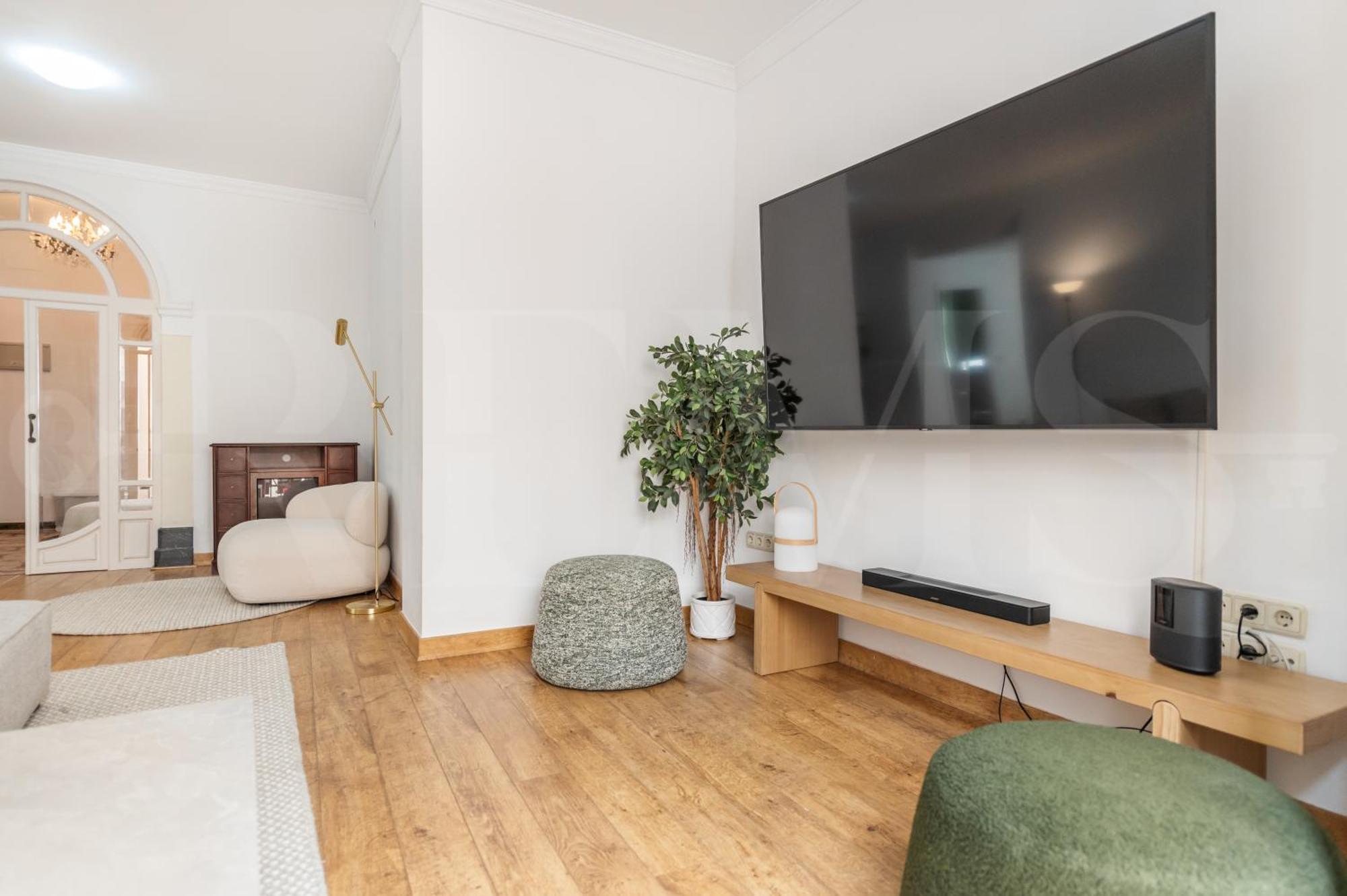 Charming With Private Patio By Rems Apartment Malaga