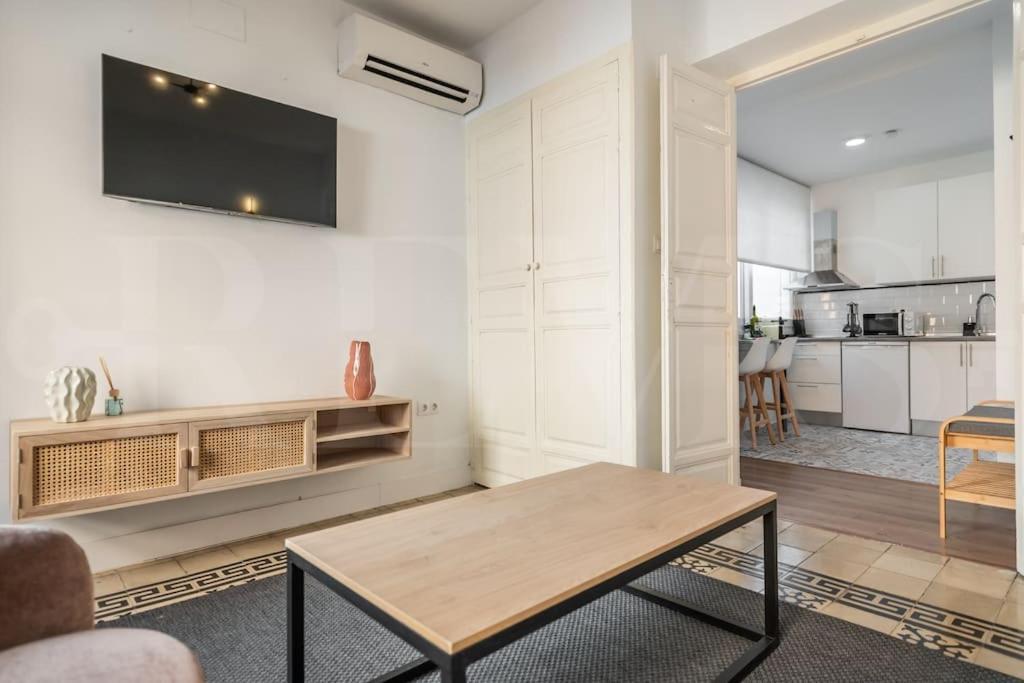 Sophisticated With Terrace By Rems Apartment Malaga