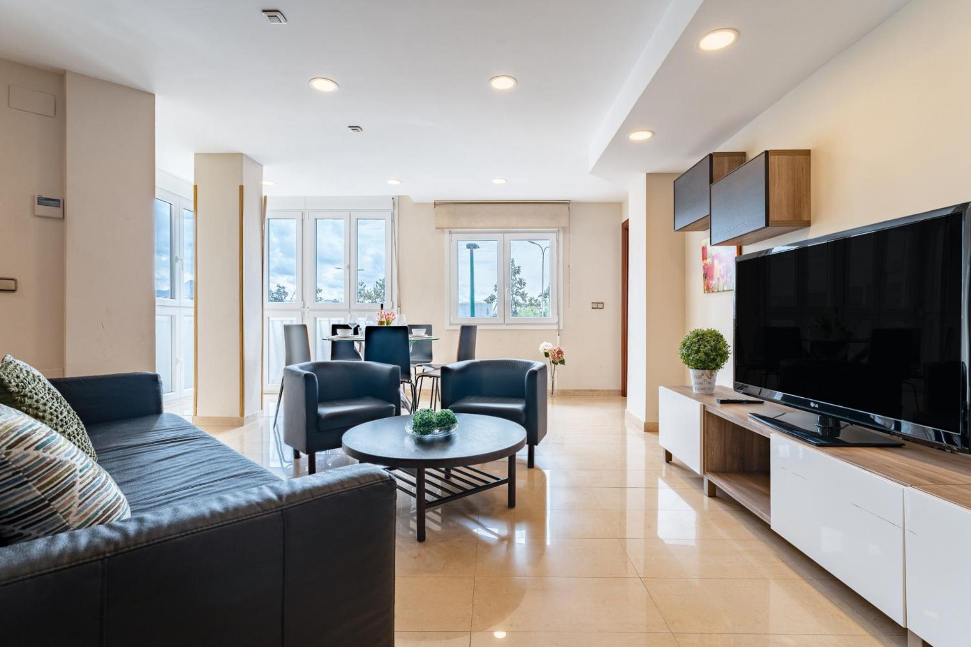 Malagasuite River Views Center Apartment