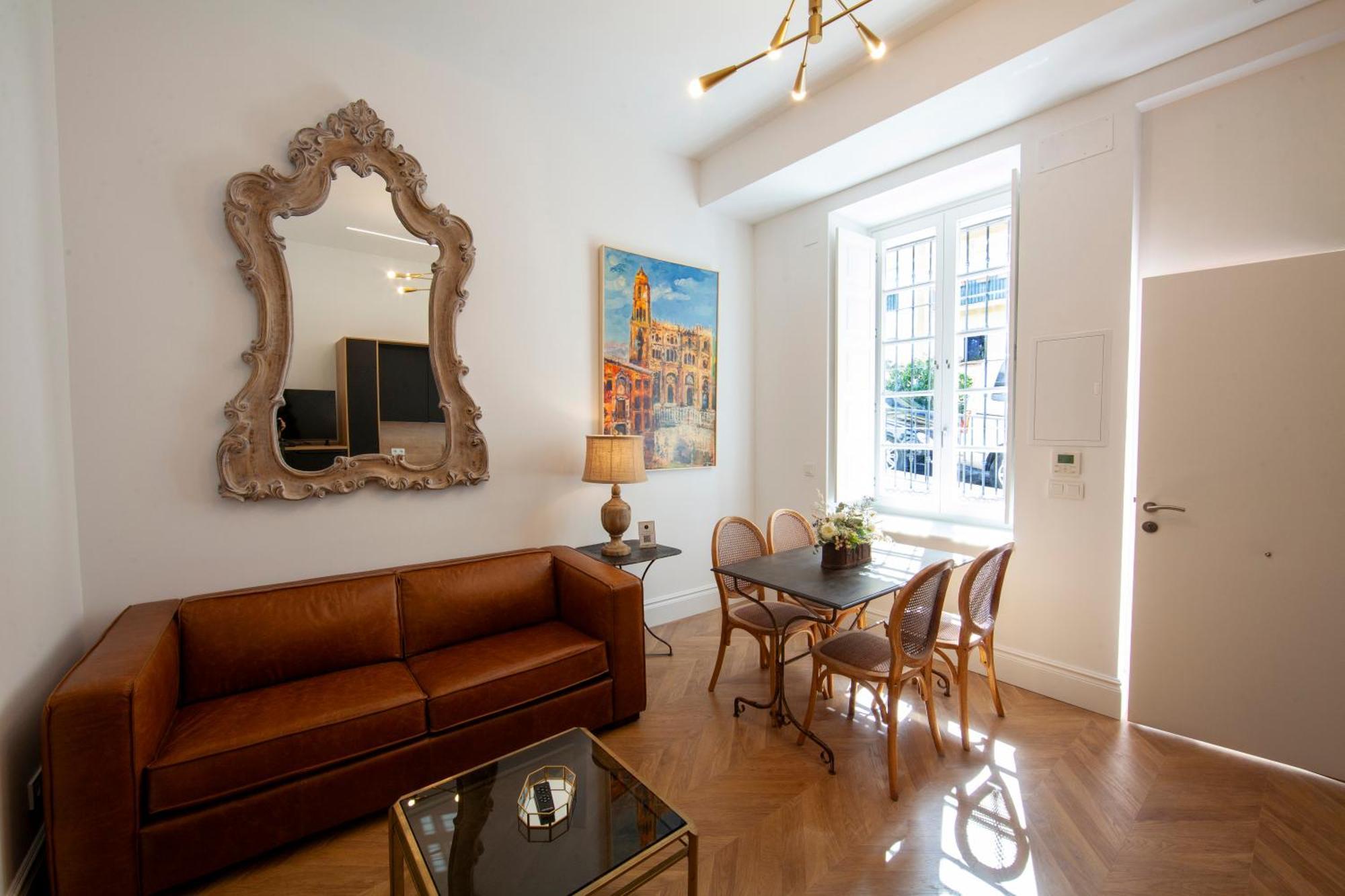 Apartment Pries Homes - Center *