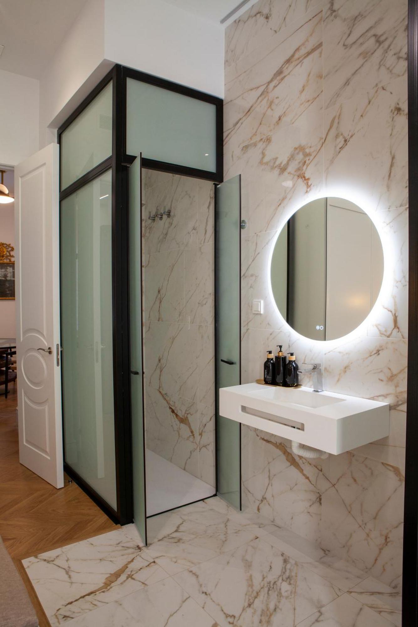 Pries Homes - Little Lotus Apartment Malaga
