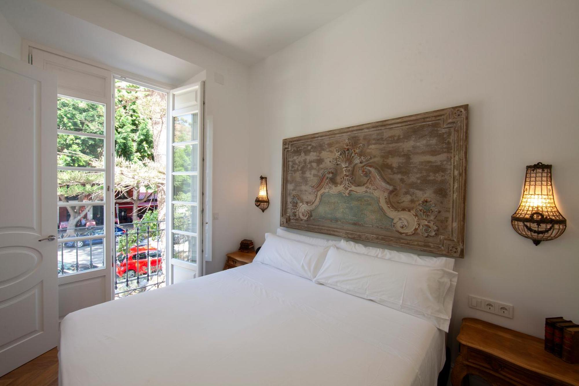 Pries Homes - Little Lotus Apartment Malaga
