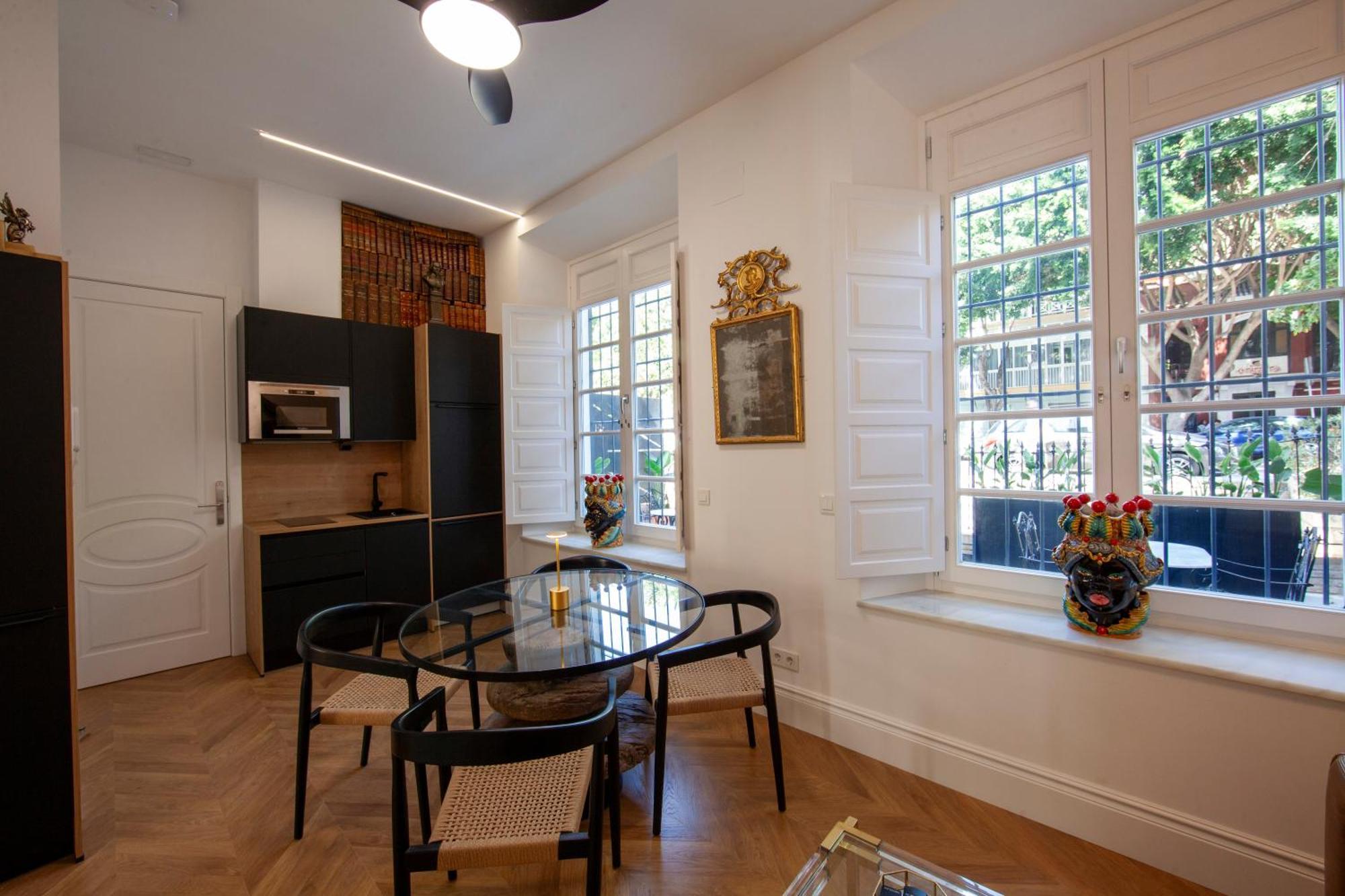 Apartment Pries Homes - Little Lotus
