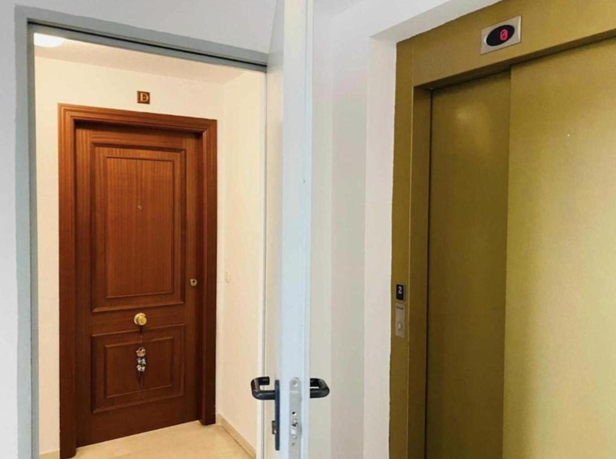 Apartamento H2m Plaza De Toros Vieja 2 Bedroom Smart Tv & Wifi *