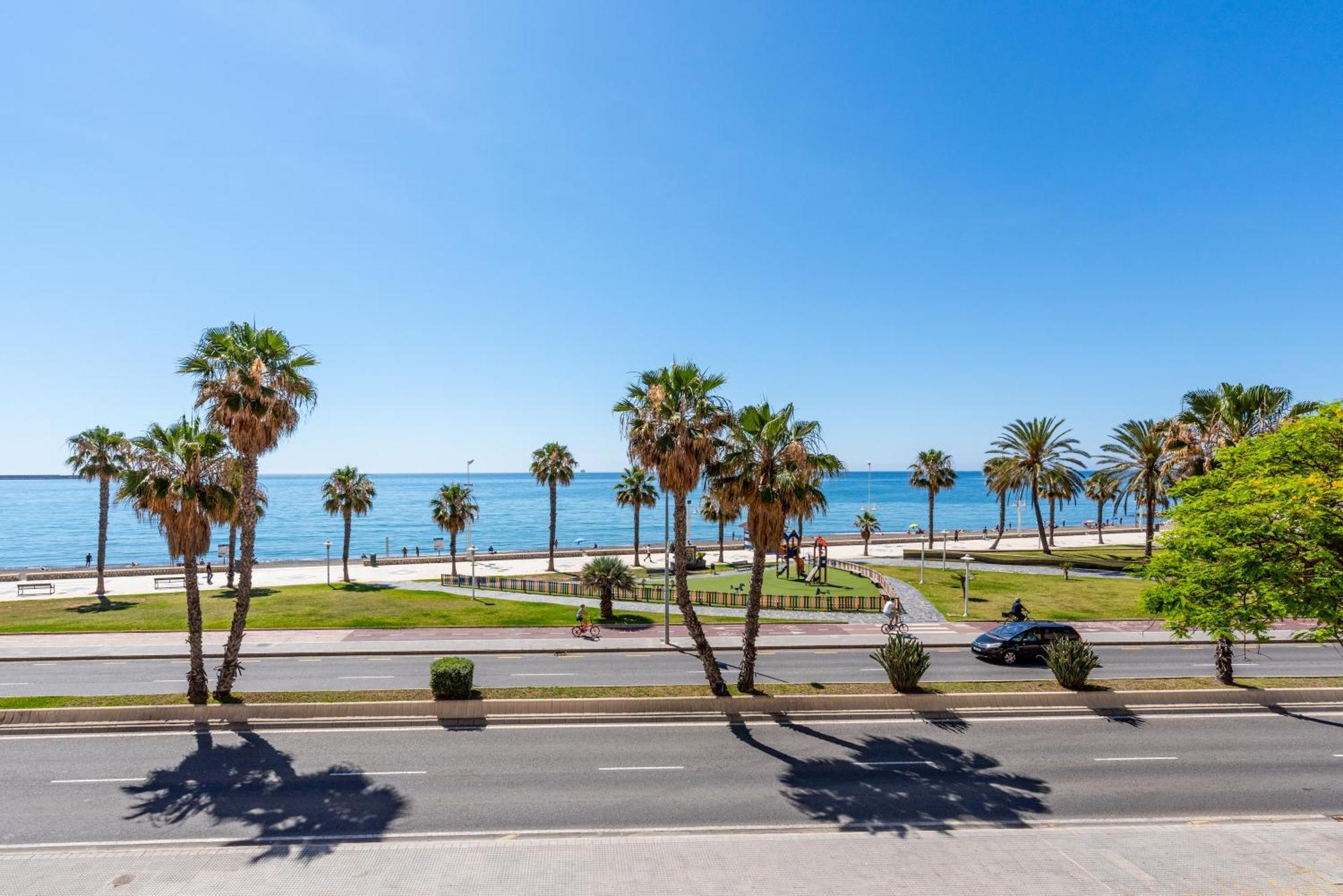 Wintowinrentals Huelin Con Terraza Chill Out Сasa de vacaciones Málaga