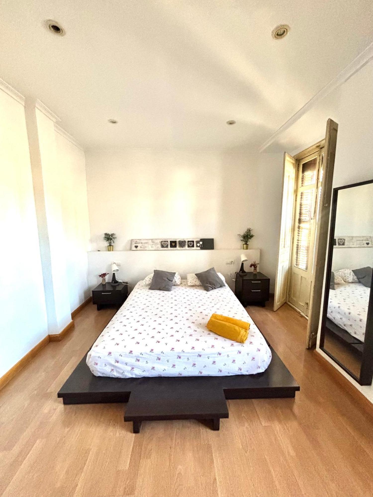 Corazon Centro Historico Homestay Malaga