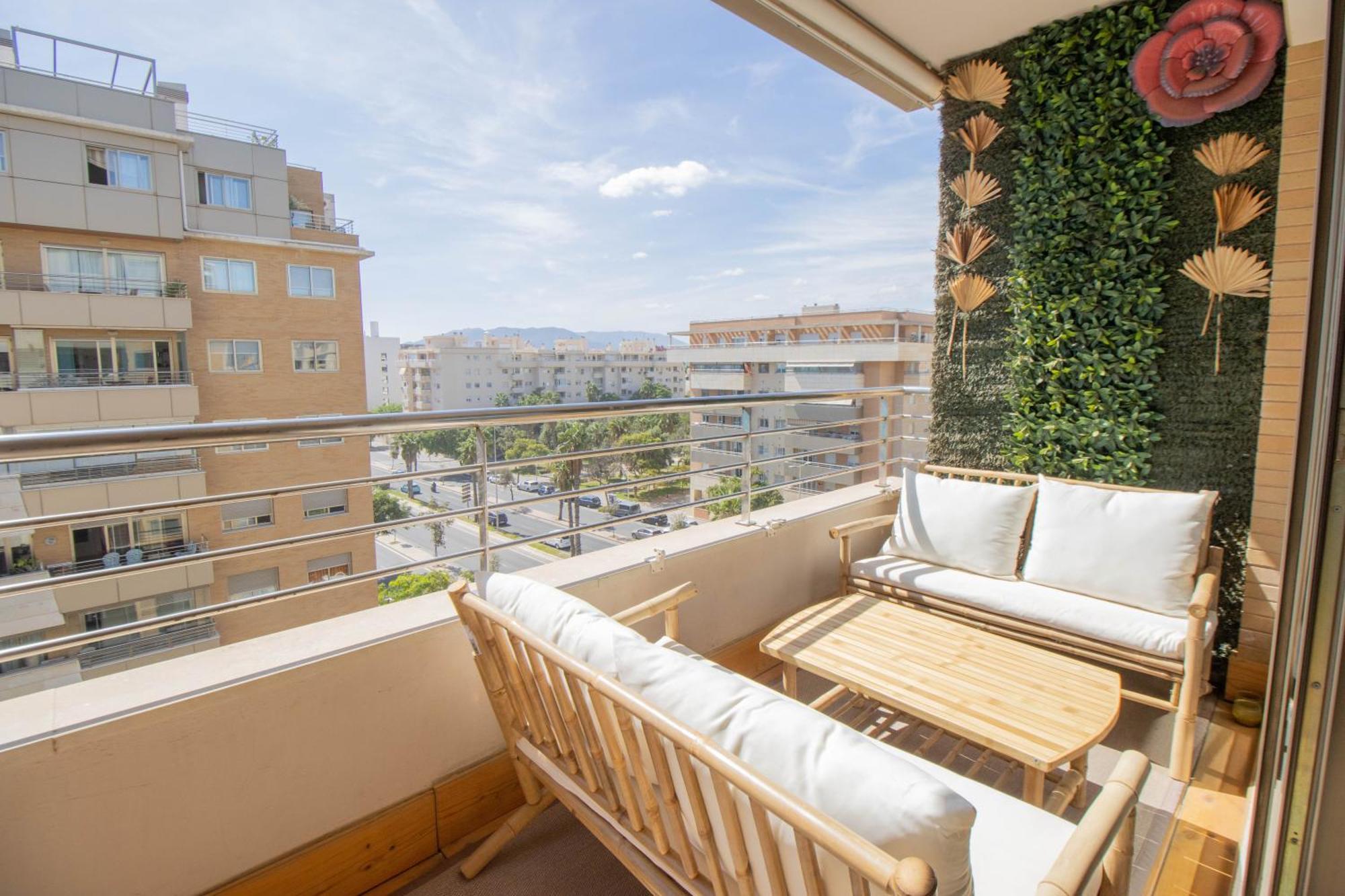 Beachfront Oasis Apartment *